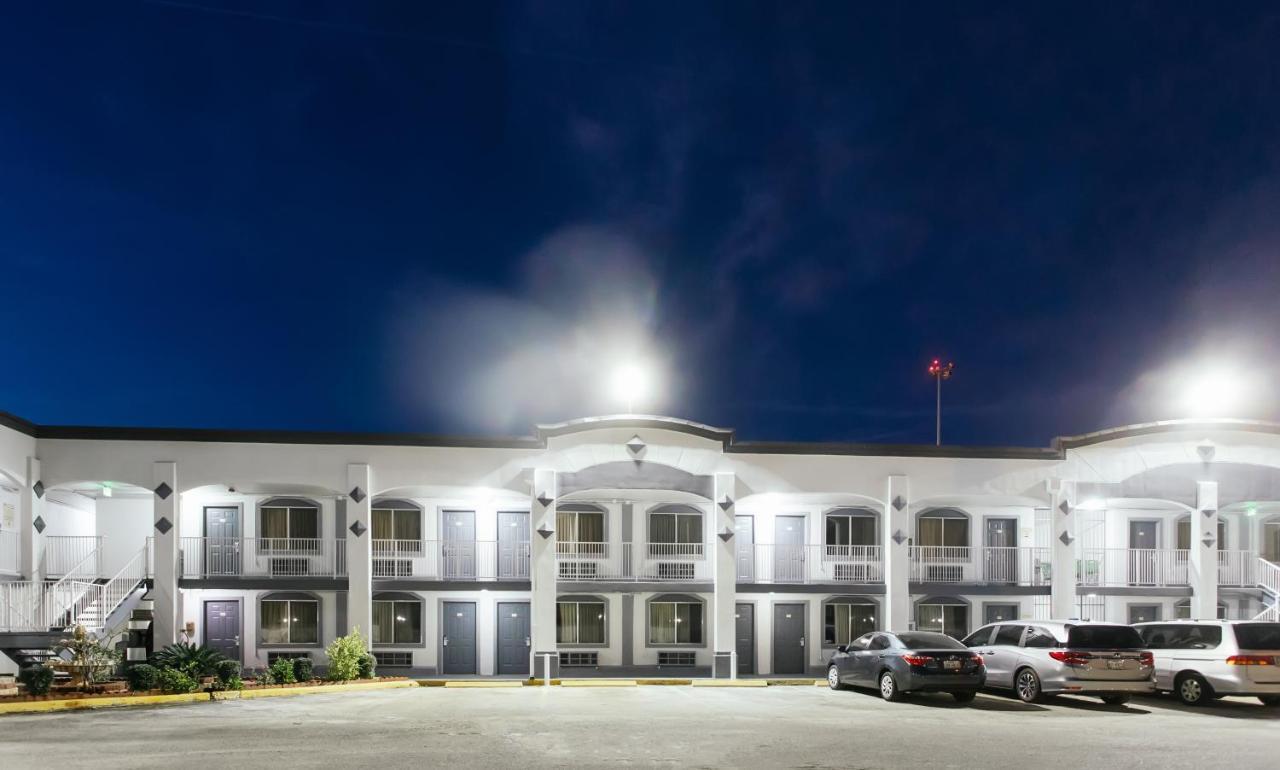 Space City Inn Houston Buitenkant foto